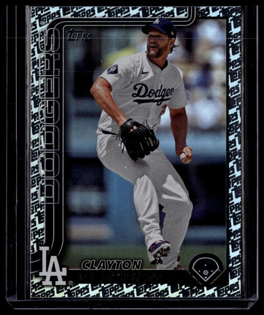 2025 Topps #146 Clayton Kershaw Topps Foil Pattern
