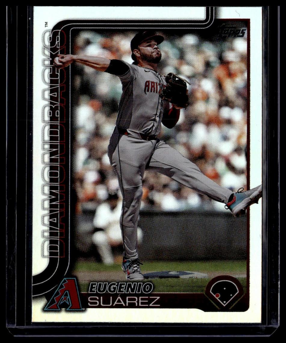 2025 Topps #328 Eugenio Suárez Rainbow Foil