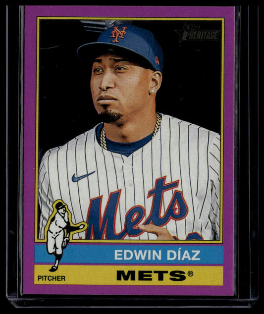 2025 Topps Heritage #243 Edwin Díaz Light Purple