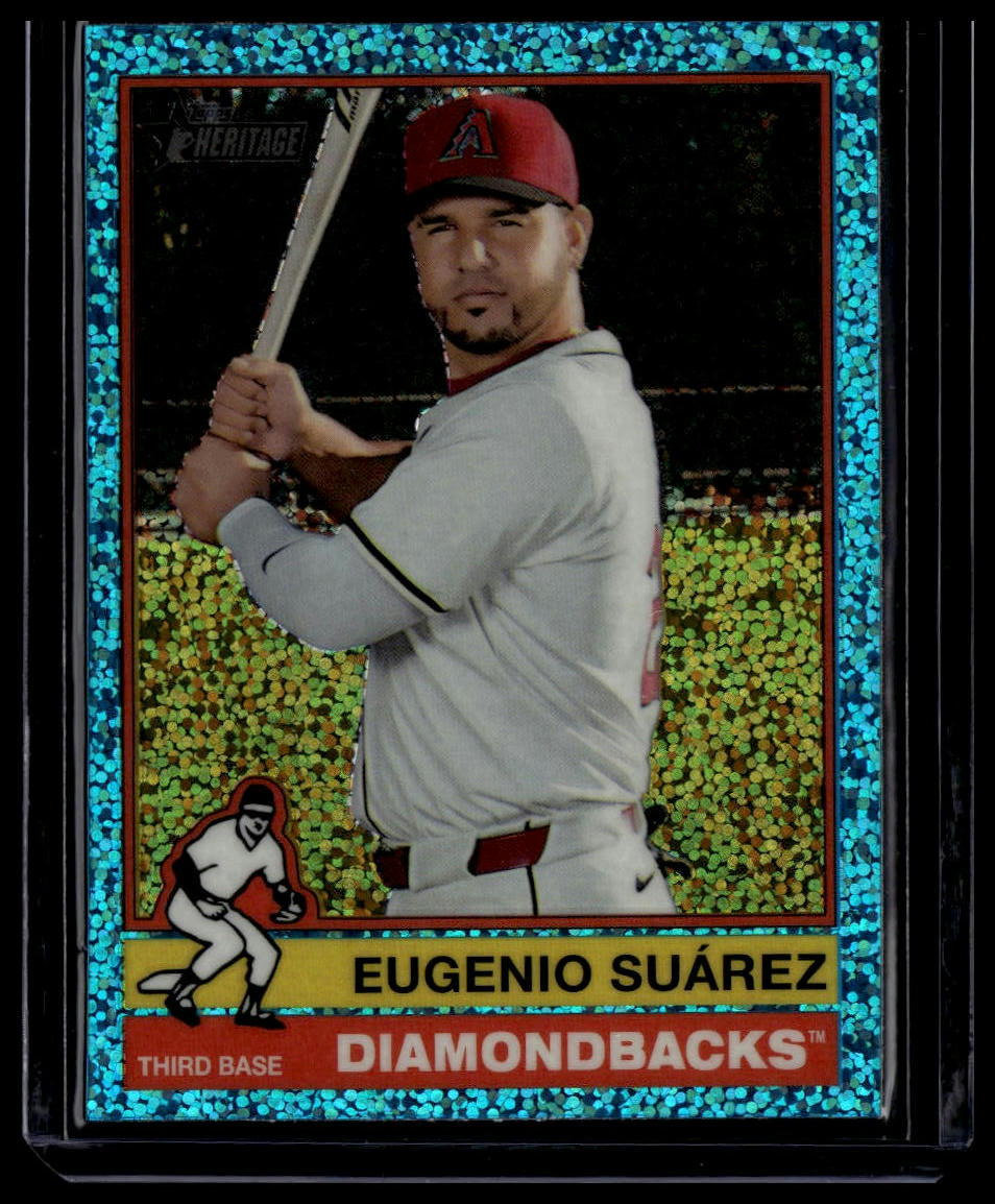 2025 Topps Heritage #223 Eugenio Suárez Chrome Light Blue Sparkle Refractor