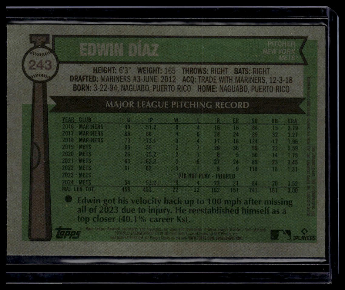 2025 Topps Heritage #243 Edwin Díaz Chrome Light Blue Sparkle Refractor