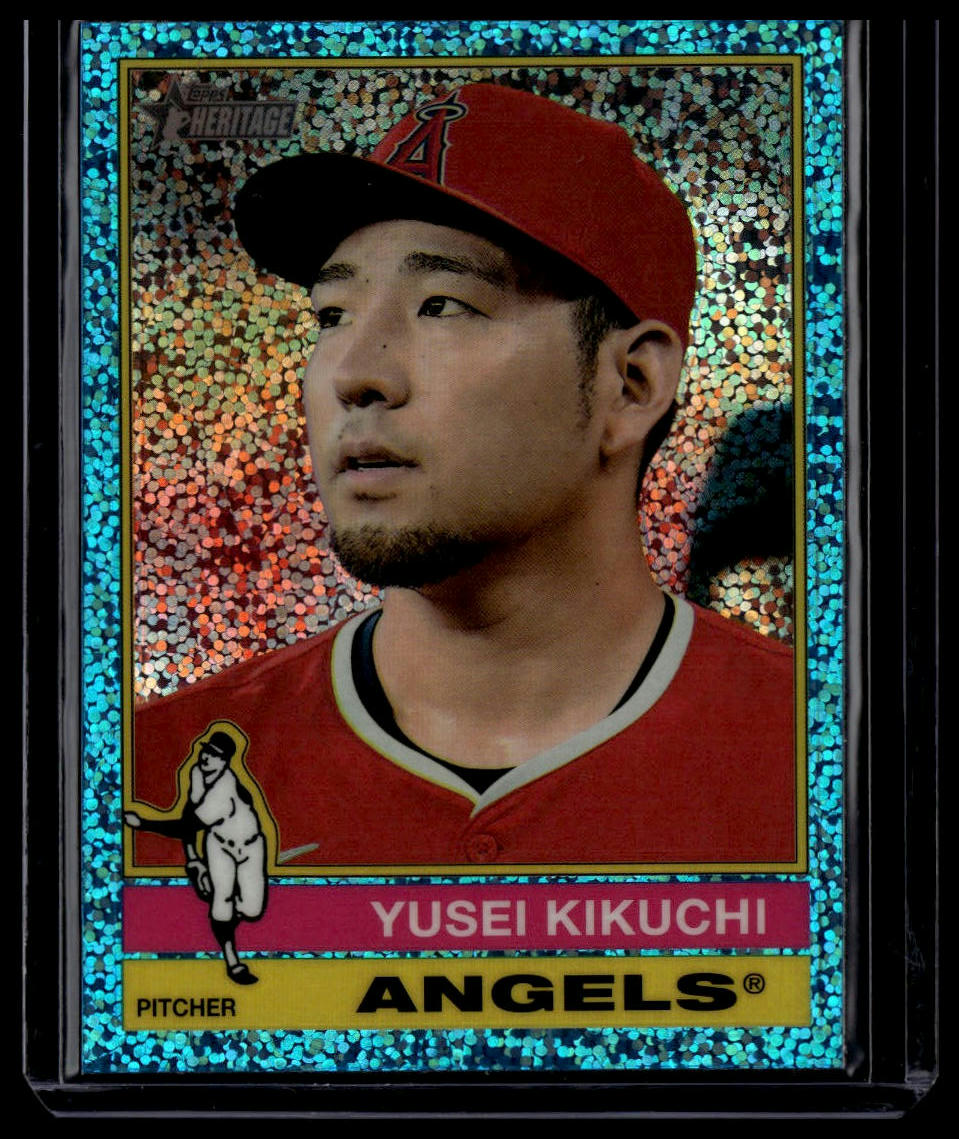 2025 Topps Heritage #209 Yusei Kikuchi Chrome Light Blue Sparkle Refractor